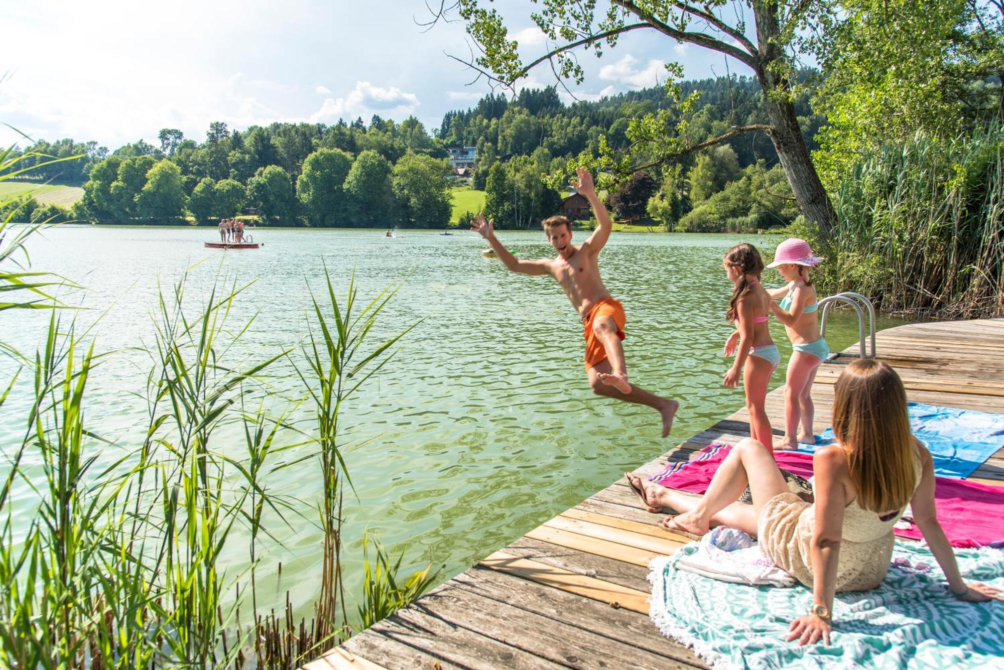 Feriendorf Am Maltschacher See Feldkirchen In Kaernten Exterior photo